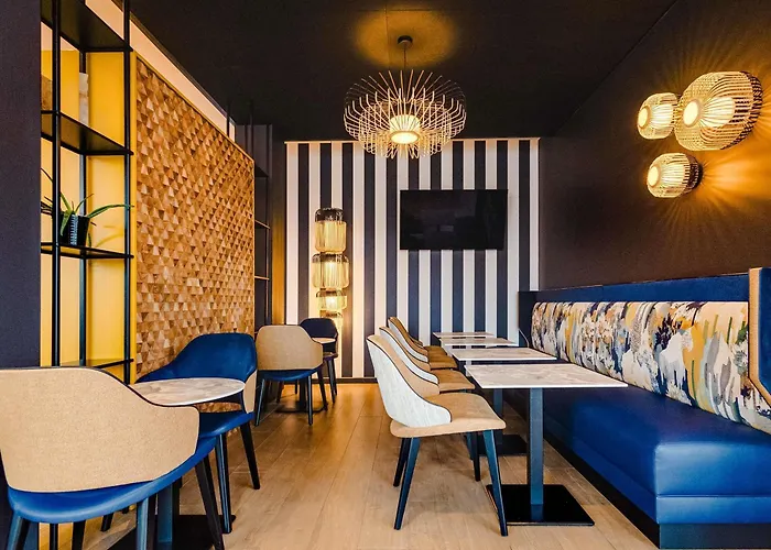 Ibis Centre Stanislas Hotel 3*